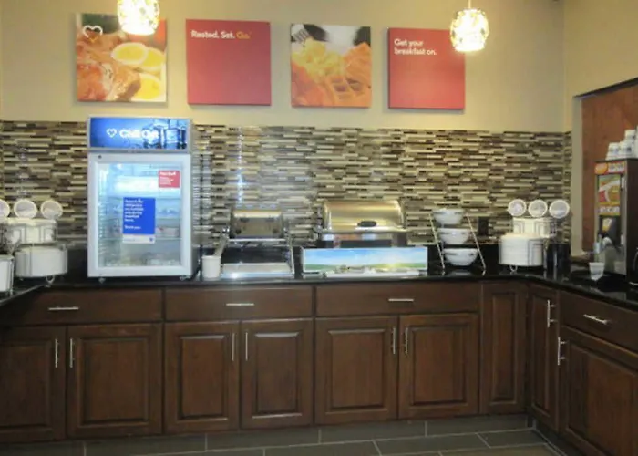Comfort & North - Naperville 4*