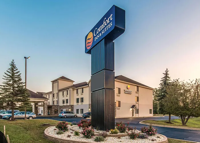 Comfort & North - Naperville 4* Aurora