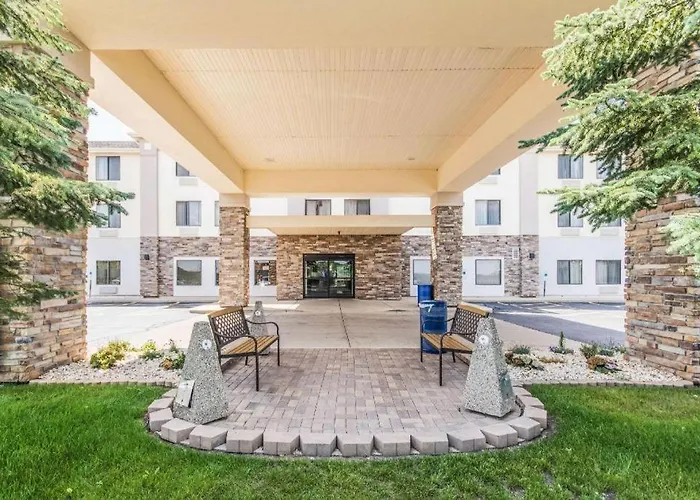 Hotel Comfort & North - Naperville 4*