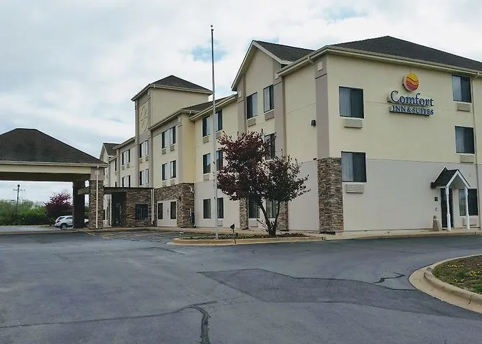 Comfort & North - Naperville Hotel