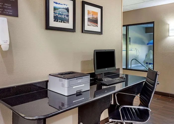 Hotel Comfort & North - Naperville